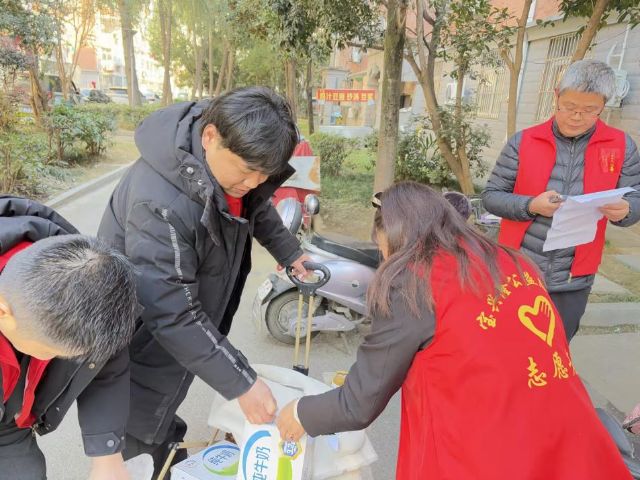 兴暖一方·隆情相伴——宝兴隆合肥公司公益慰问，帮扶困难群体共赴美好