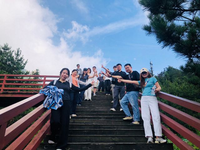 砺行山野，同心致远——武汉公司麻城团建行